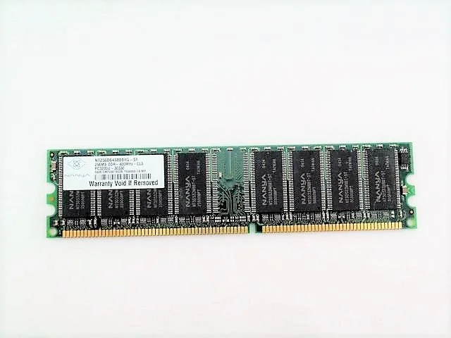 Nanya NT256D64S881G-5T Ref Memory RAM DIMM 256MB PC3200U 400Mhz CL3